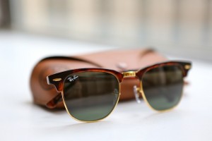 Ray-Ban-Club-Master-Fashables