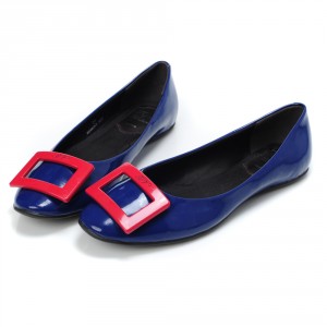 Roger Vivier Gommette Navy Patent Leather Ballerinas_02