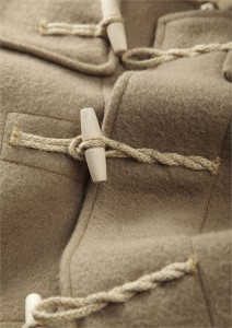 Detail zapínání Duffle Coatu